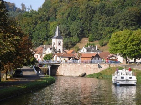 Flodbådssejlads i Alsace